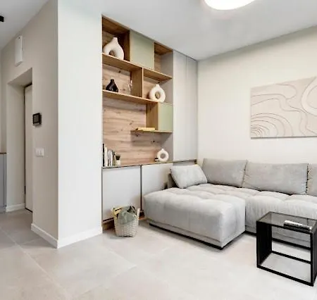 New Business And Leisure Modern Next To Metro Station With Wifi And Free Private Parking Apartament