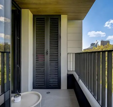 New Business And Leisure Modern Next To Metro Station With Wifi And Free Private Parking Apartament